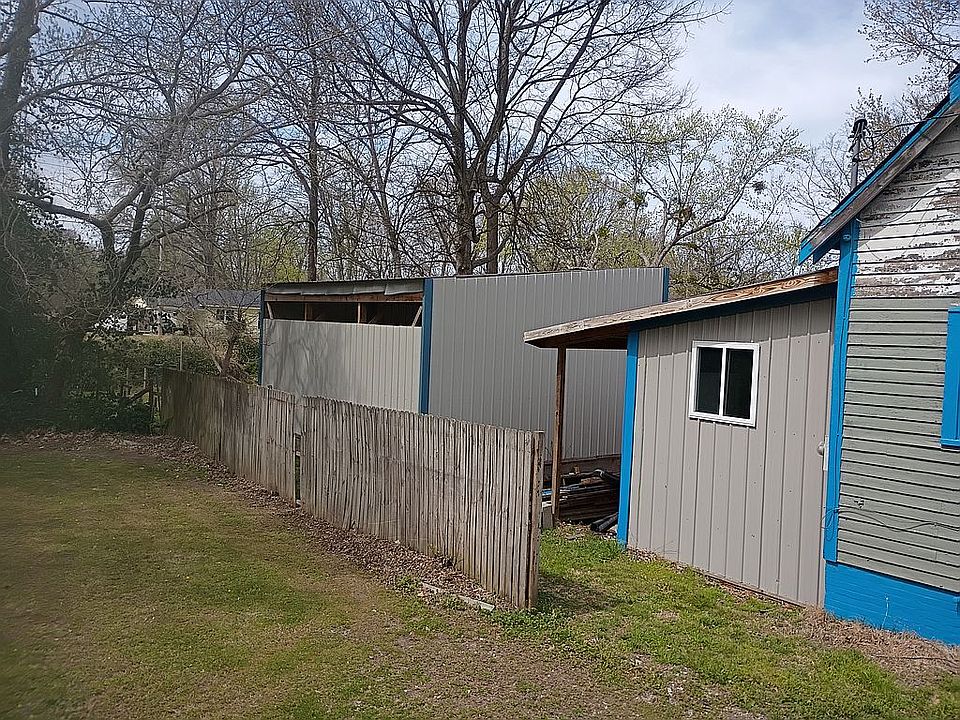 13th image of this home