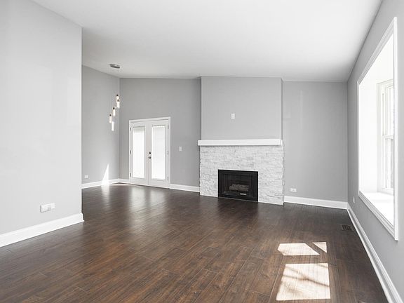 2nd image of 1429 Ash Ct #1429