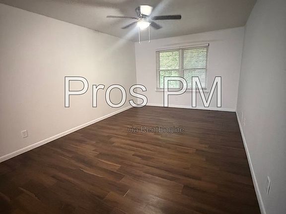 3rd image of 410 Bryan St APT 12