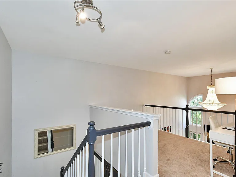 17323 Lakebrook Dr — Photo 14