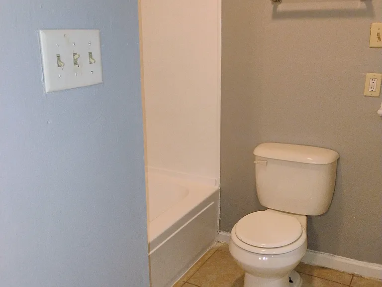 1622 Cedar Lake Dr — Photo 7