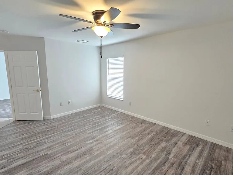 1820 Marcia St — Photo 16