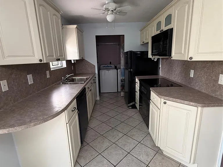 10415 Norton Dr — Photo 4