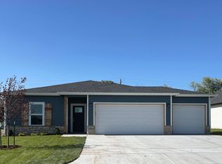 2828 S Maize Ct, Wichita, KS 67215