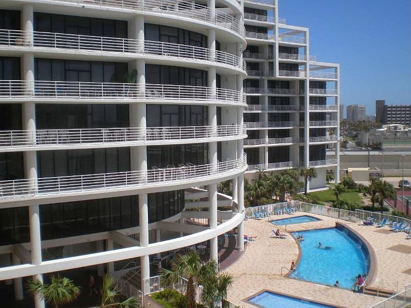 1st image of 1000 Padre Blvd