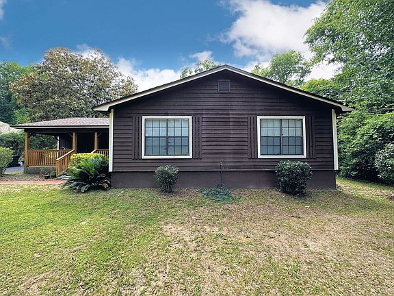2nd image of 10135 Noriega Dr