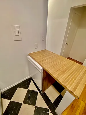 Rented by Douglas Elliman | media 28