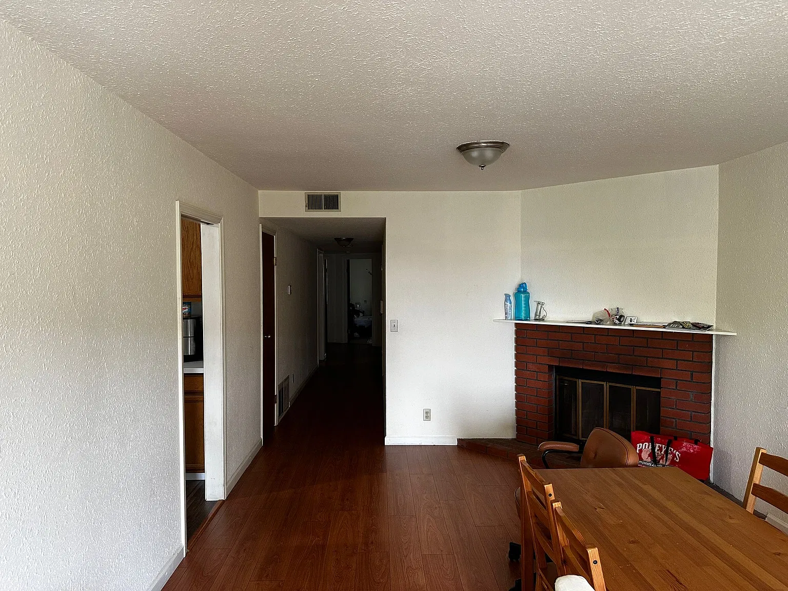 3 bed, 1600 sqft, $1,134 — Photo 4