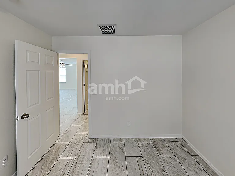 2036 W Kristina Ave — Photo 16