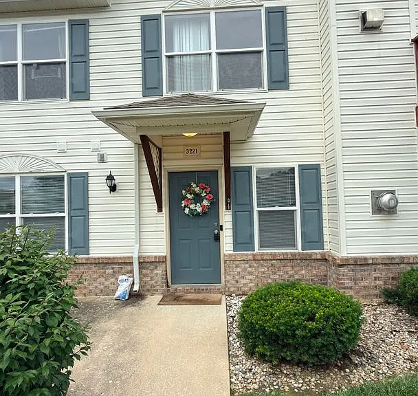 3221 Kildaire Dr #2B — Photo 1