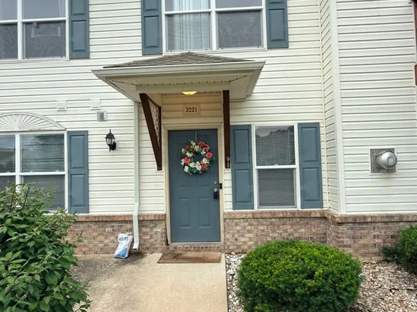 3221 Kildaire Dr #2B, West Lafayette, IN 47906