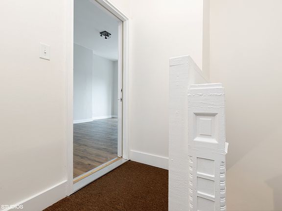 4th image of 4310 W Wilcox St #3