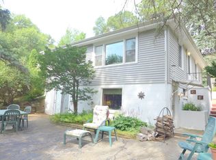 9 Ridgeland Ave, Fox Lake, IL 60020