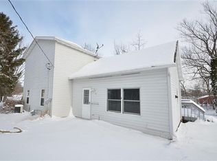 101 E Well St, Ridgeway, WI 53582