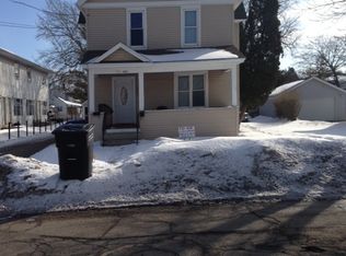 926A Cherry St, Oshkosh, WI 54901