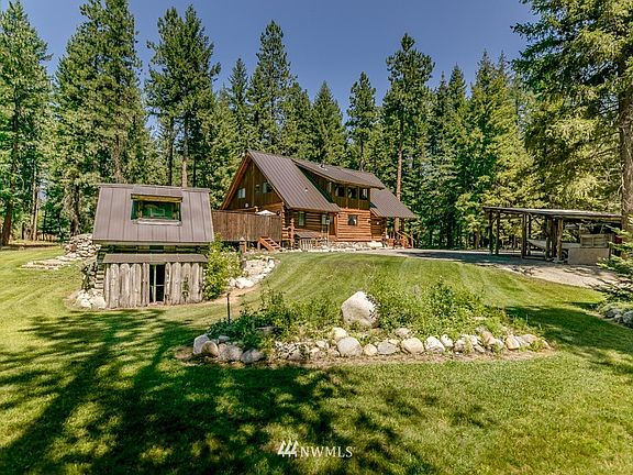 Parked out 1.52 acres, private serene setting 