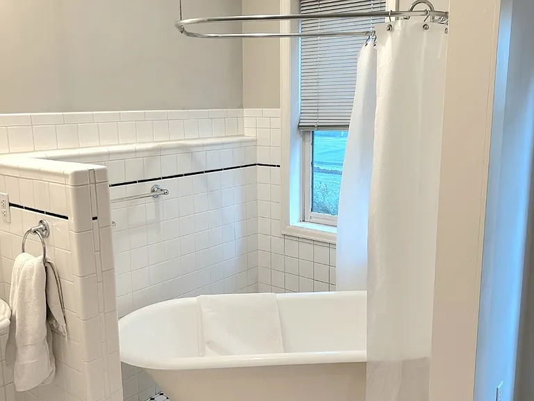 Where bubble baths and good ideas happen.