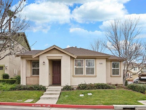 2nd image of 4549 Parkvale Ct