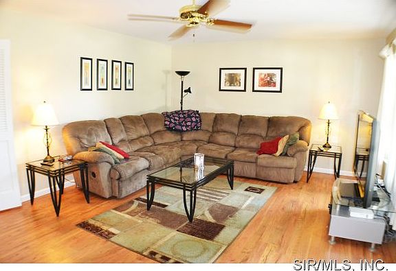 2nd image of 701 N Lincoln Ave