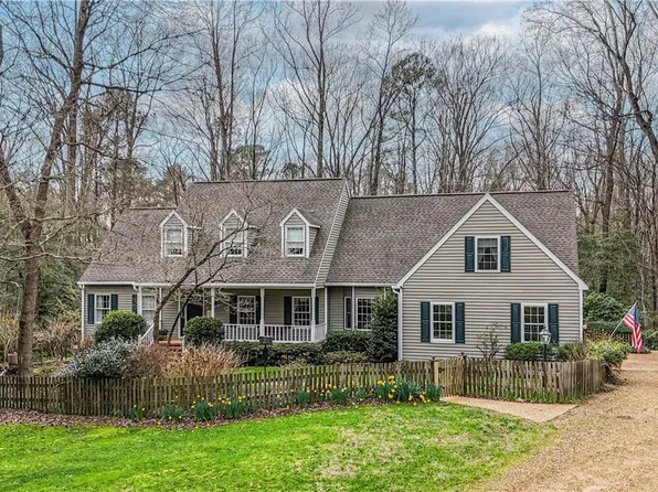 225 Riverview Plantation Dr, Williamsburg, VA 23188