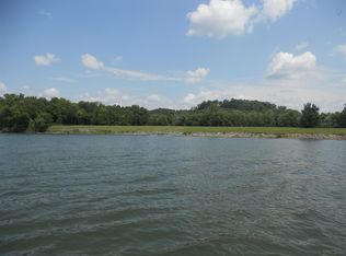 2 River Rd, Ashland City, TN 37015