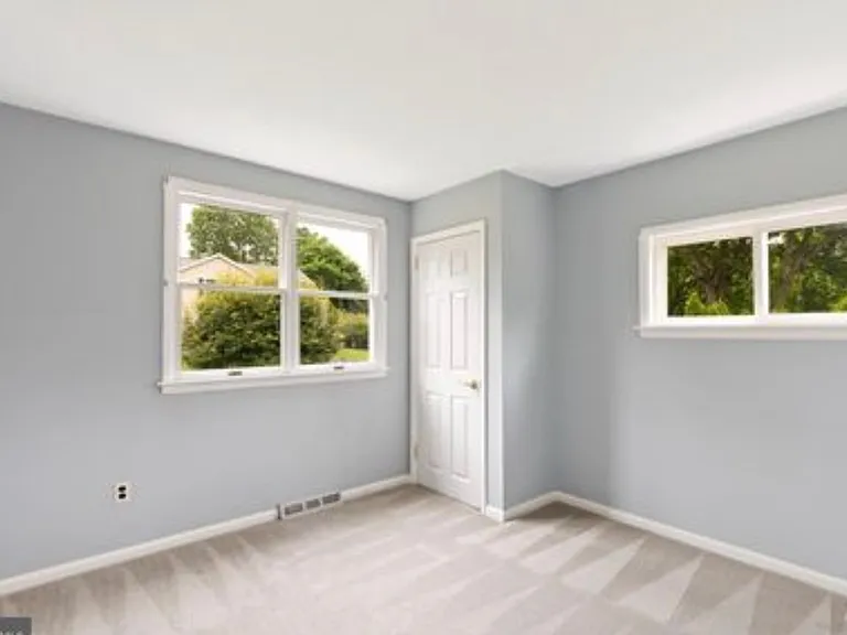 30 Corson Rd — Photo 8