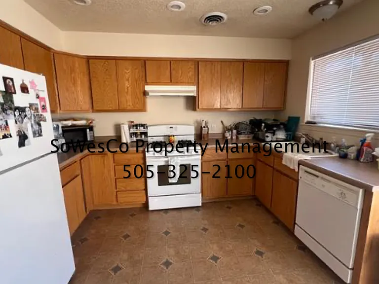 815 Cholla — Photo 6