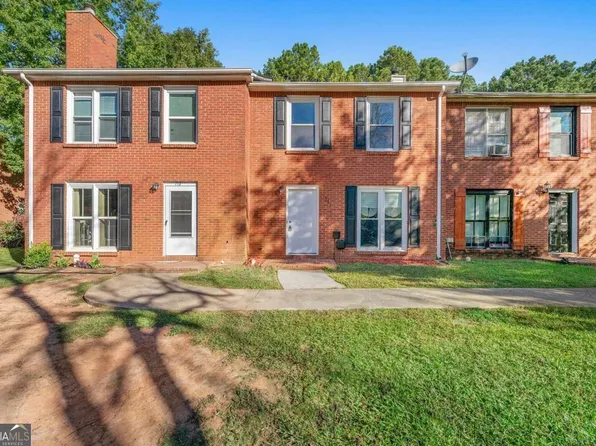 711 Redland Dr, Jonesboro, GA 30238