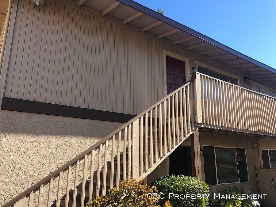2nd image of 351 Dela Vina Ave APT 14