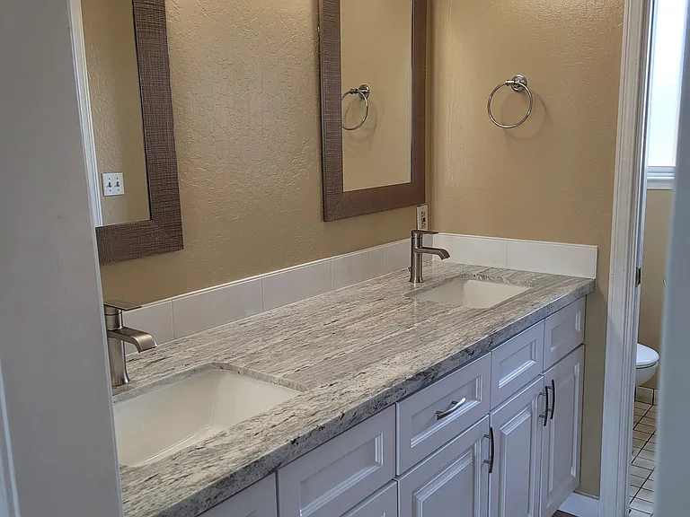621 Bryan Ave — Photo 13