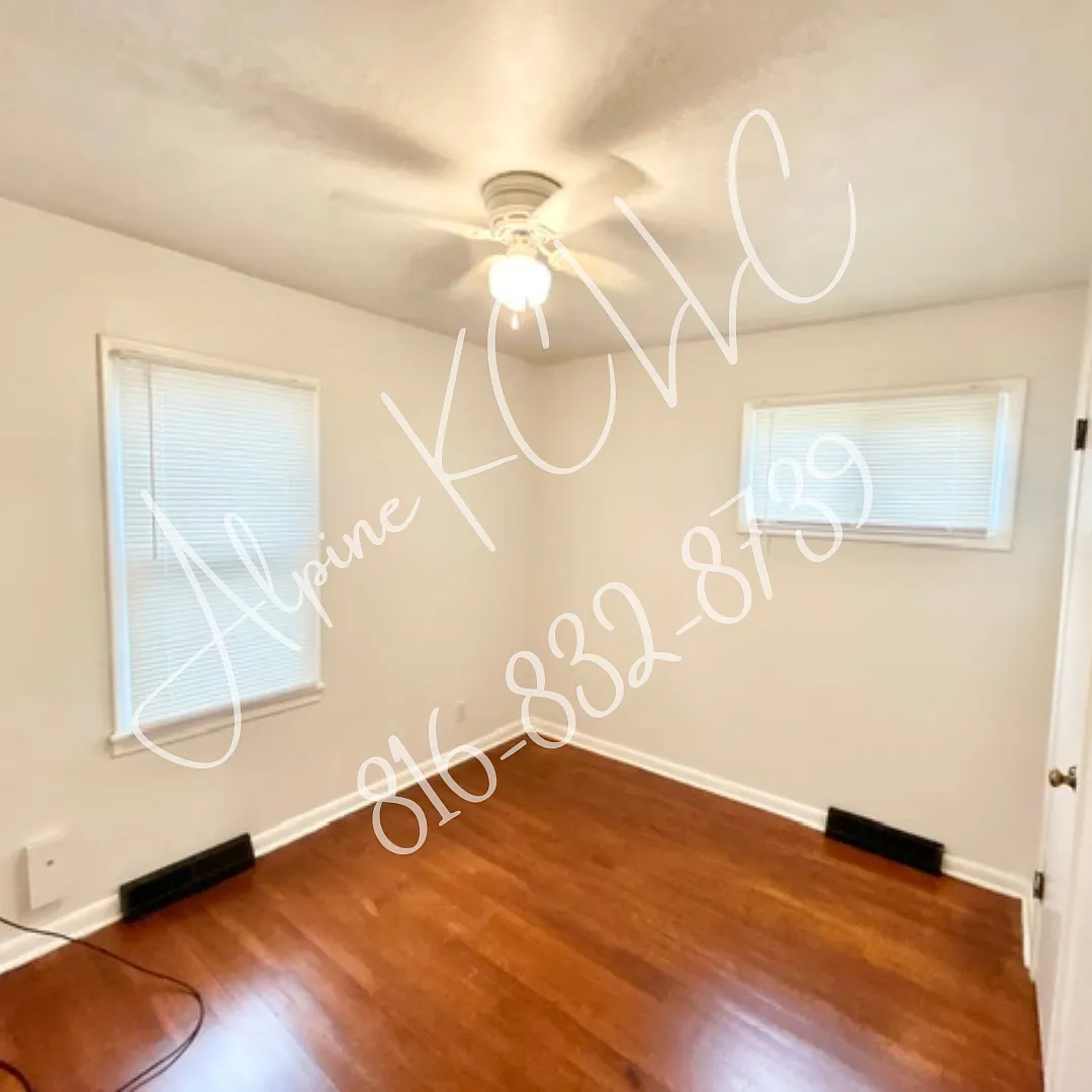 3 bed, 1025 sqft, $1,225 — Photo 4