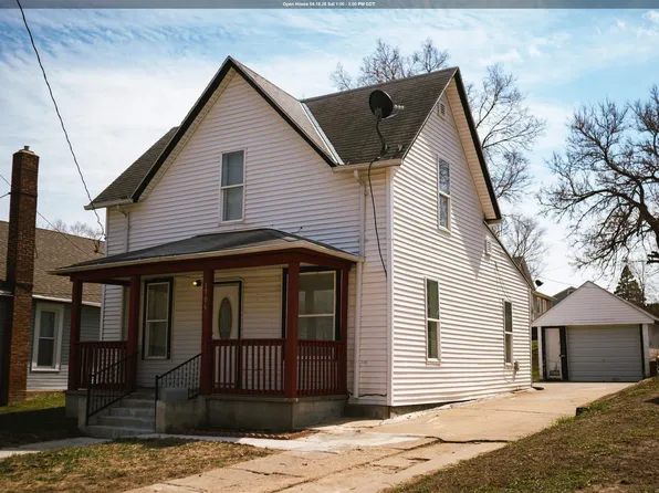 1706 W 3rd St, Sioux City, IA 51103