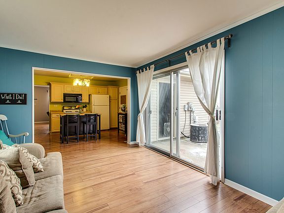 2nd image of 8039 S Carrolton Ct