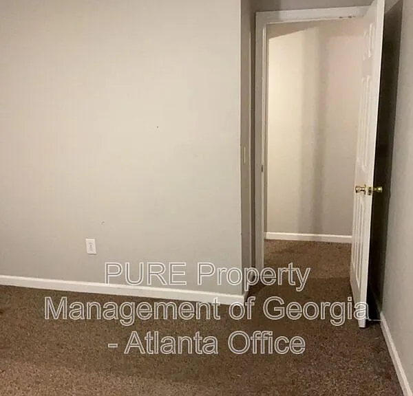 2394 Leeward Ct — Photo 13