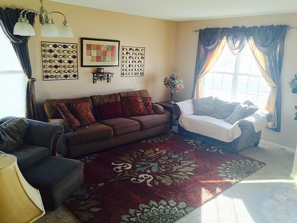 1st image of 20954 Greenbrier Dr