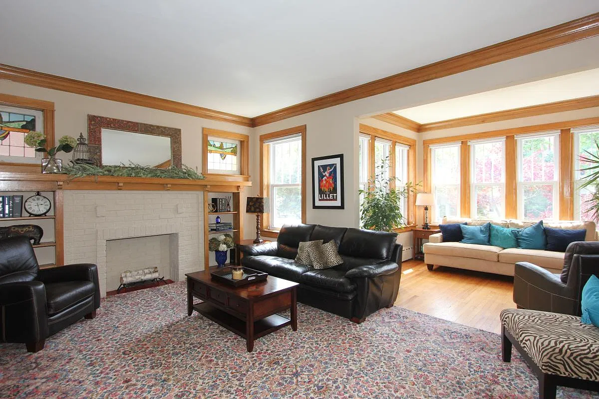 3 bed, 1.5 bath, 1550 sqft, $2,450 — Photo 3