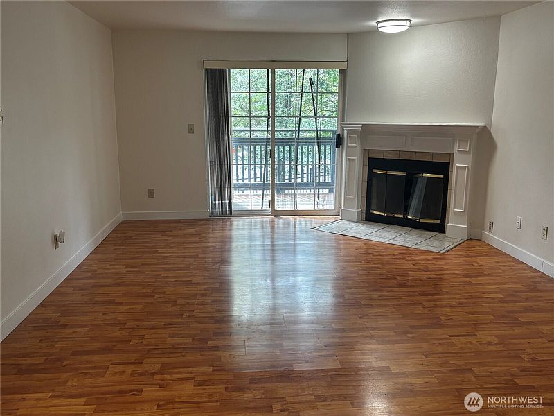 4th image of 22810 30th Avenue S #A204