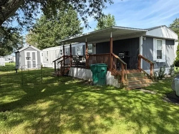 4 Virginia Ct #261, Mc Kean, PA 16426
