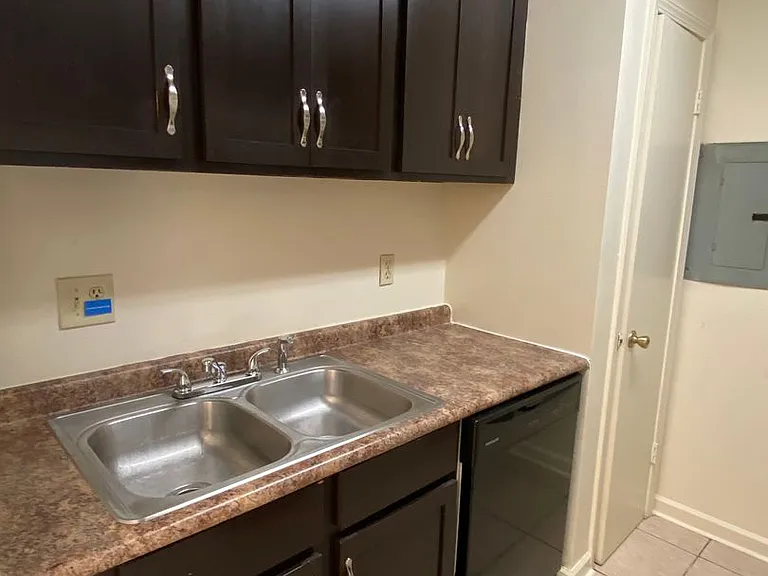 2059 Mariner Dr — Photo 5