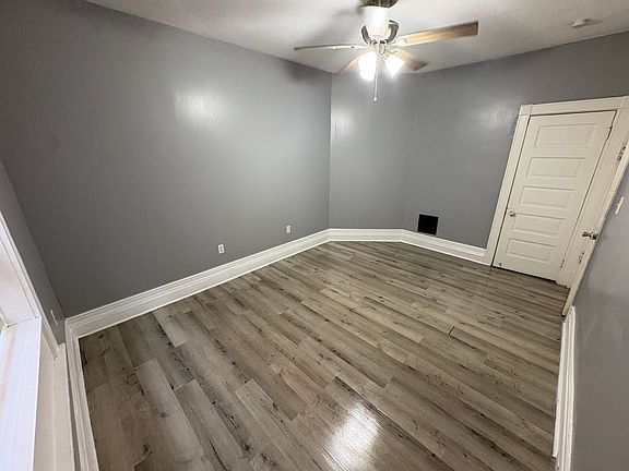 5th image of 3008-3010 Henrietta St #3010-1F