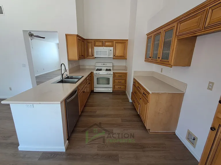 3835 Hunters Glen Pl — Photo 23