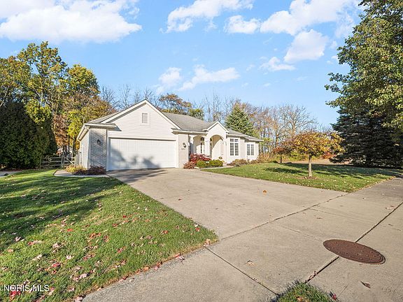 3rd image of 8004 Silverstone Dr