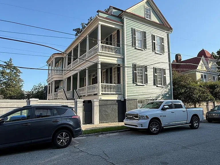 38 Bull St #D — Photo 1