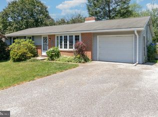 208 Nollyn Dr, Dallastown, PA 17313