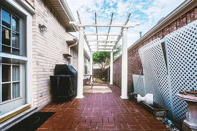 8017 Springmoss Dr — Photo 20