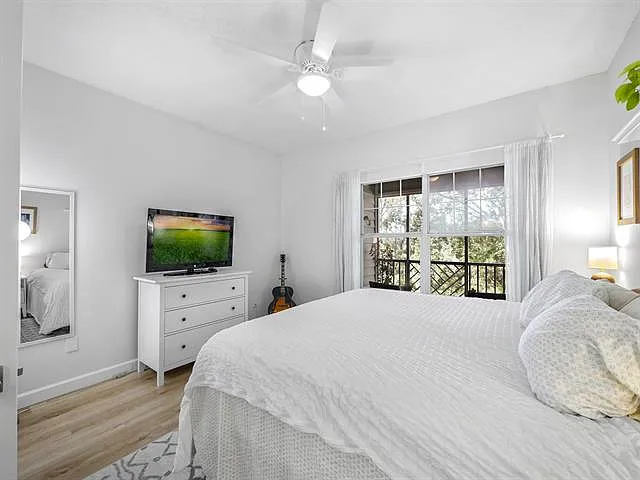 25115 Harbour Vista Cir — Photo 21