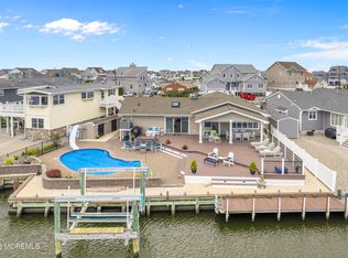348 Venice Drive, Lavallette, NJ 08735