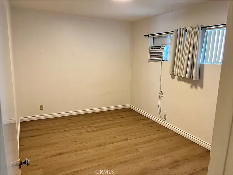 6237 Oak Ave — Photo 15
