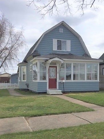 1st image of 1021 Superior Ave