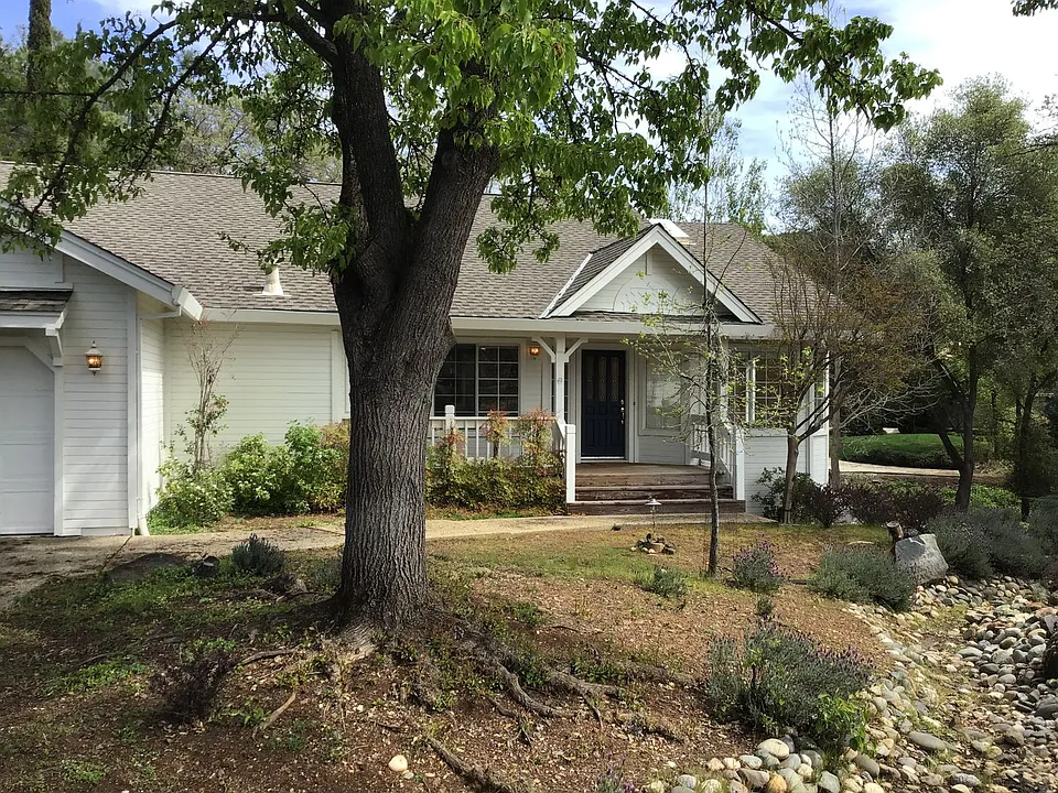 18862 Meadowlark Ct